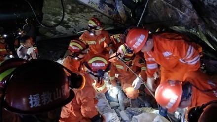 液體硅膠廠家心系地震災(zāi)區(qū)，祈禱平安